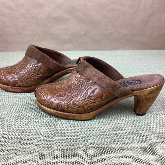 Salpy Leather Tooled Mules Clogs - Picture 6 of 10